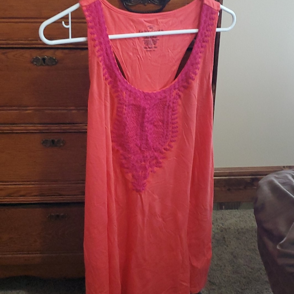 Flowly tank top